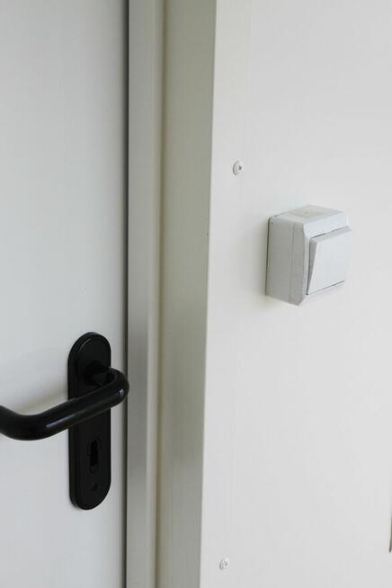 Kontener budka pawilon stróżówka portiernia biurowy