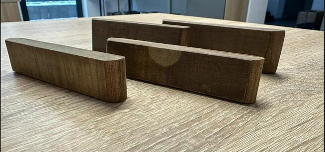 Ślizgi prowadzące piłę wravor