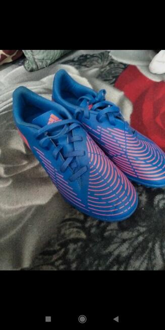 Buty chłopięce piłkarskie Adidas