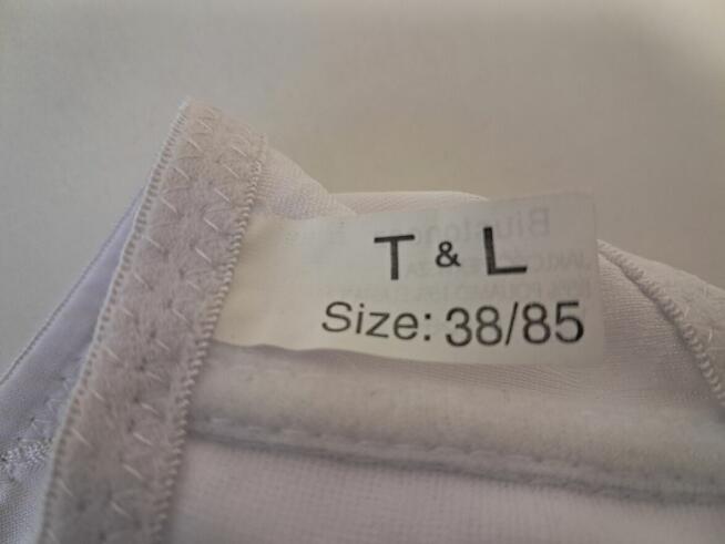 Biustonosz biały „T&L”, 38/85, do sprzedania