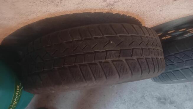 Sprzedam felgi z oponami zimowymi