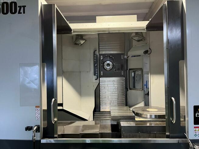 Centrum obróbcze poziome CNC HAAS EC-1600ZT
