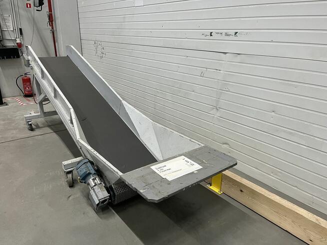 Konwojer taśmowy unoszony