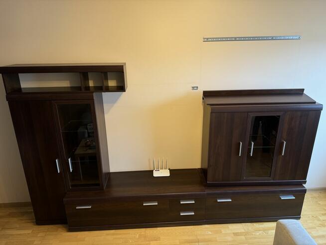 Zestaw mebli meblościanka, kolor ciemny orzech