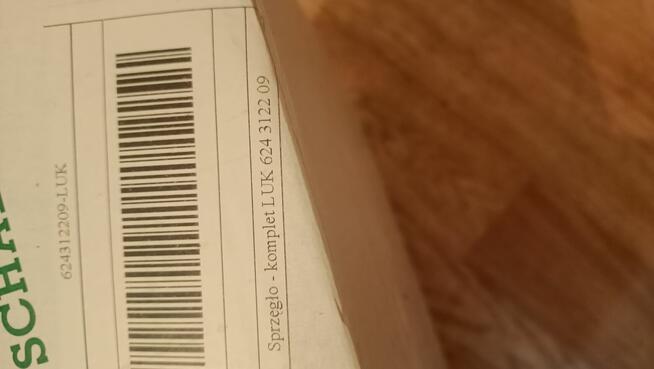 Tarcza sprzęgła z dociskiem