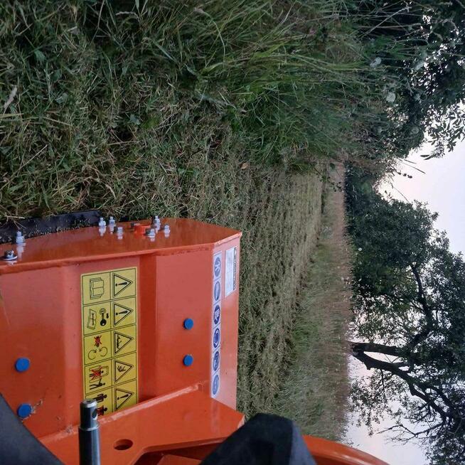 Usługi kosiarka bijakowa