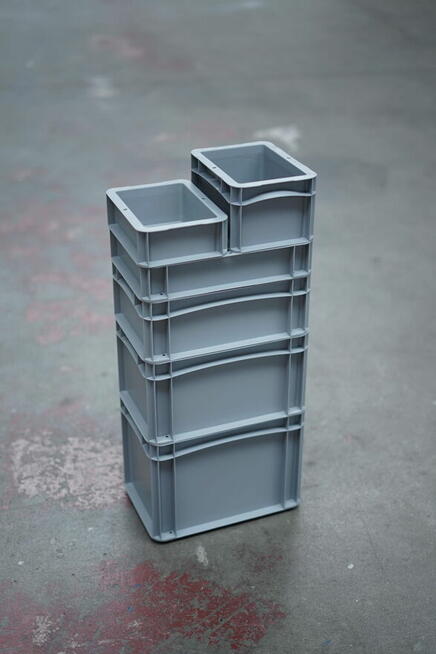 pojemniki transportowe plastikowe różne wymiary