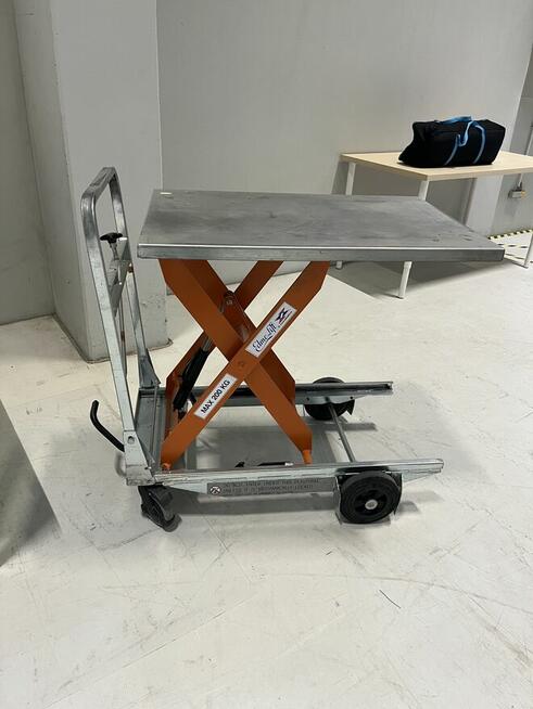 Wózki podnośnikowe nożycowe Edmolift