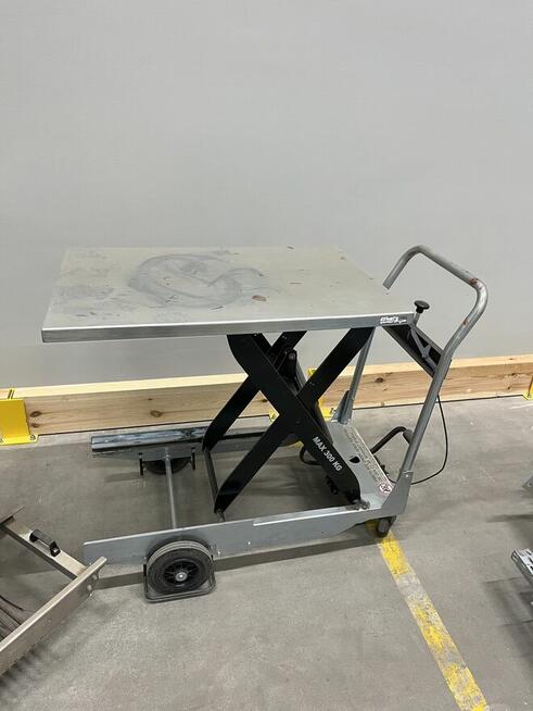 Wózki podnośnikowe nożycowe Edmolift