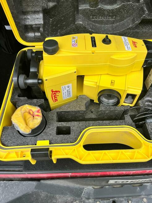 Sprzedam tachimetr Leica