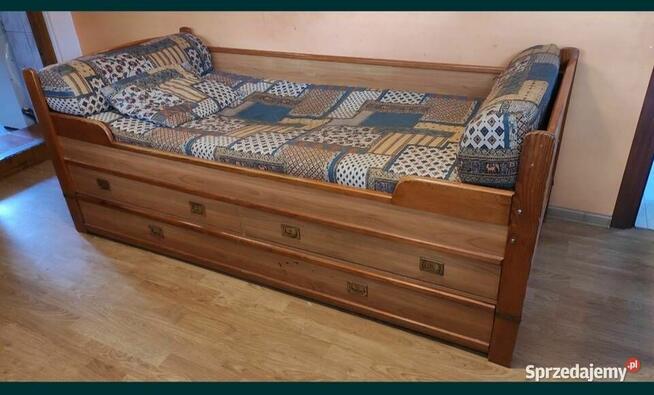 Łóżko podwójne z szufladami