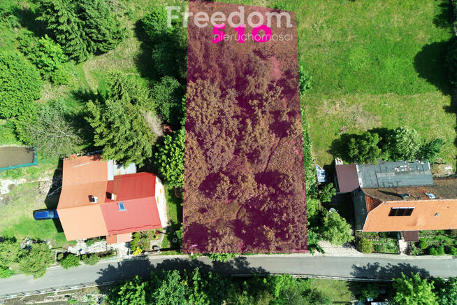 słoneczna budowlana działka w Walimiu