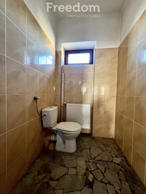 Funkcjonalny budynek w centrum Koniecpola