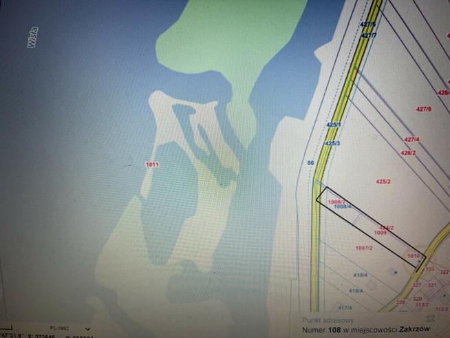 Dom drewniany do remontu na działce w Zakrzowie.