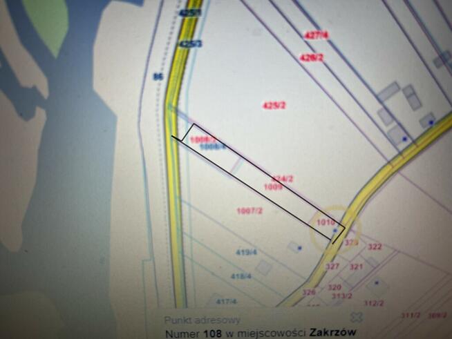 Dom drewniany do remontu na działce w Zakrzowie.