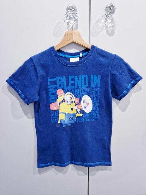 Chłopięcy T-shirt z nadrukiem minionków