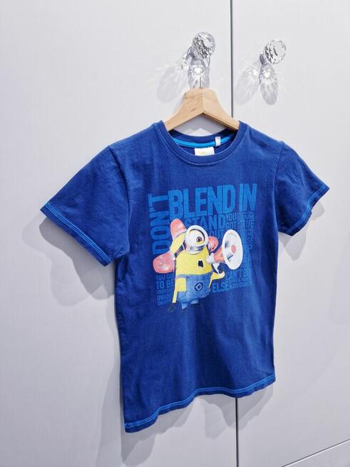 Chłopięcy T-shirt z nadrukiem minionków