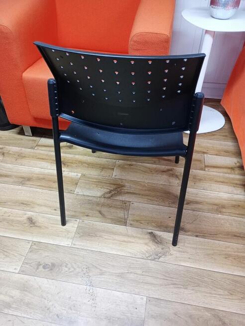 Krzesło konferencyjne WIKIDO Nowy Styl fotele krzesła biuro