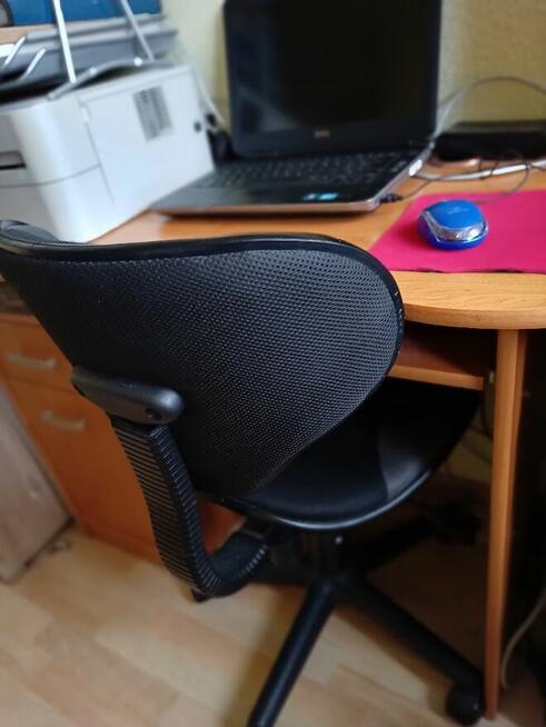 Biurko + krzeslo obrotowe