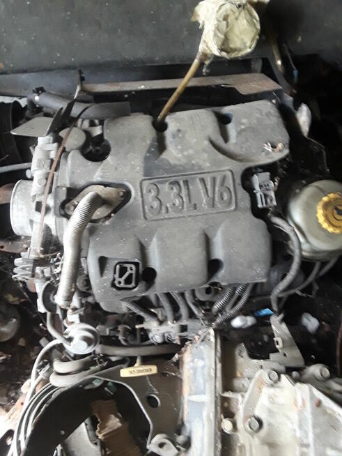 Auta, motory, łodzie i inne maszyny z USA na zamówienie