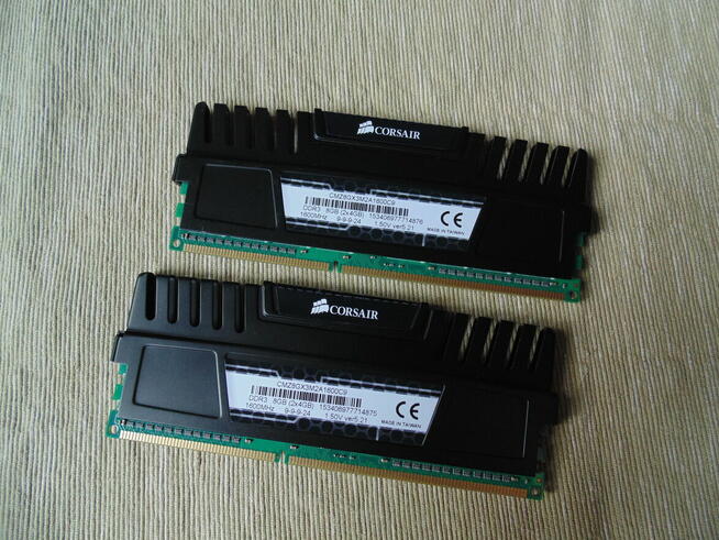 Pamięć RAM Corsair Vengeance DDR3 8GB 1600MHz CL9