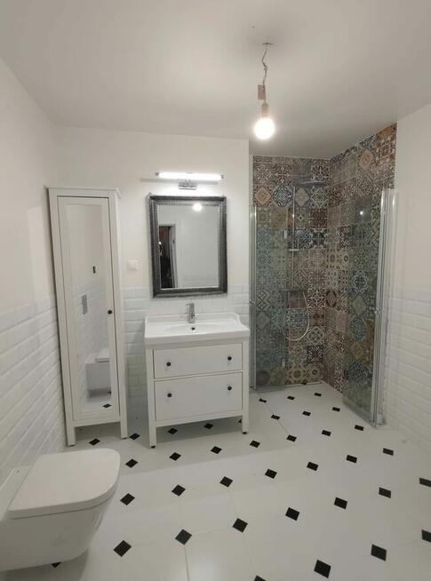 Doświadczony glazurnik.