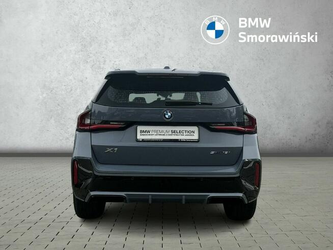 BMW X1 sDrive18i M Pakiet Grzana Kierownica Dostęp Komfort Relingi Auto LED