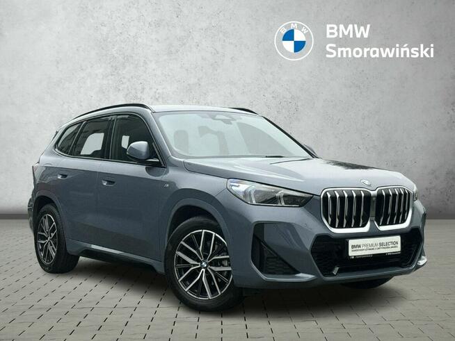 BMW X1 sDrive18i M Pakiet Grzana Kierownica Dostęp Komfort Relingi Auto LED
