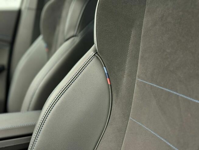 BMW X1 sDrive18i M Pakiet Grzana Kierownica Dostęp Komfort Relingi Auto LED