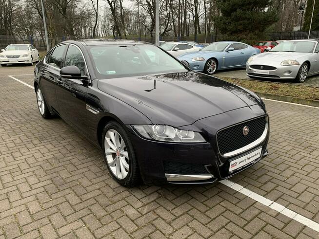 Jaguar XF 2.0d 180 KM