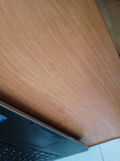 Biurko + krzeslo obrotowe