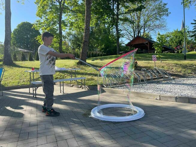 Animacje dla dzieci Malowanie twarzy Wata Urodziny Animator