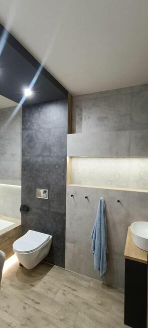 Doświadczony glazurnik.