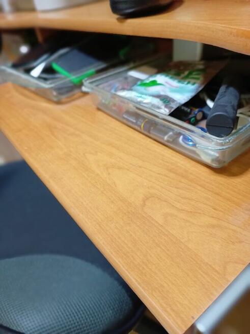 Biurko + krzeslo obrotowe