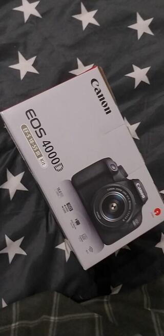 Lustrzanka Canon Eos 4000D