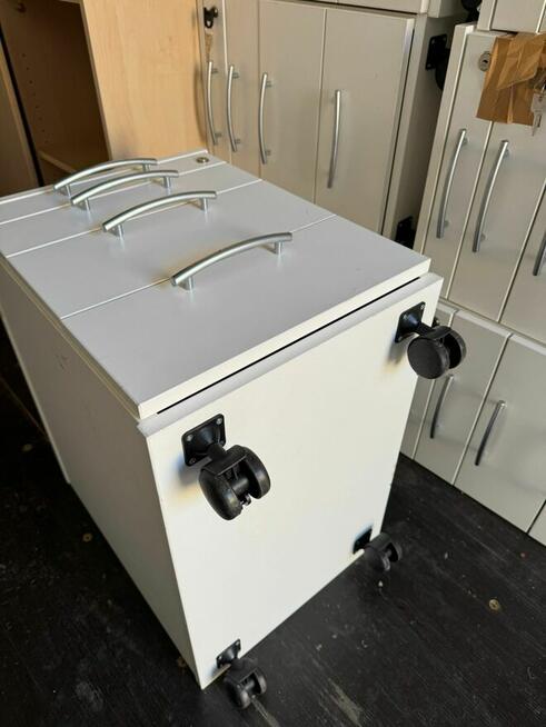 Kontenerek pod biurko biały kontenerki przybiorniki na kółka