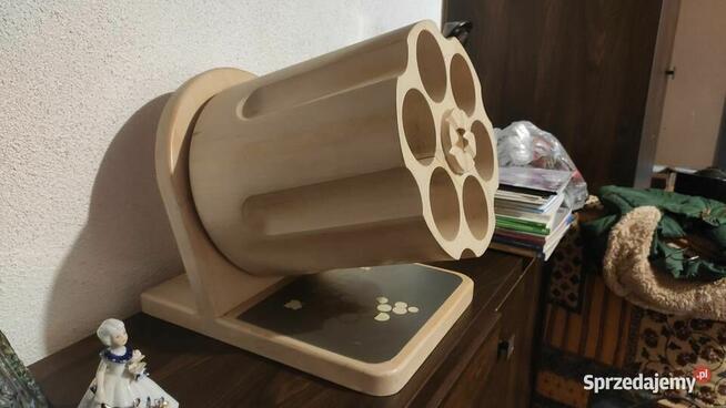 Stojak na wino bębenek rewolwer