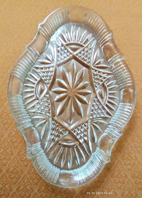 WYPRZEDAŻ porcelanowych, kryształowych i inne rożnych...