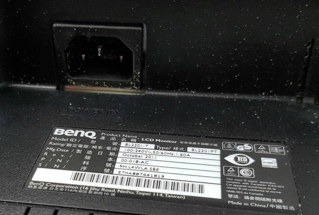 LED Monitor 22 cale BenQ BL2201 Sprawny ładny