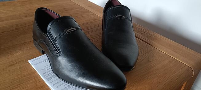 Piękne Męskie stylowe buty 4 pary