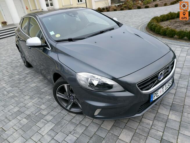 Volvo V40 2.0D3 R-DESIGN navi FULL AUTOMAT LED chromy