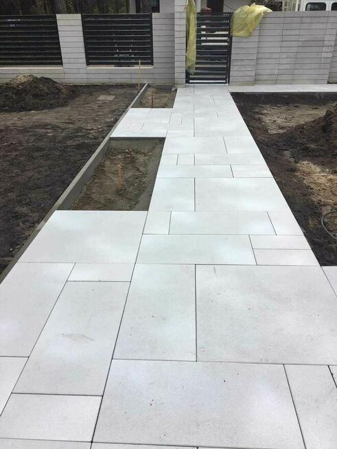 Układanie kostki brukowej