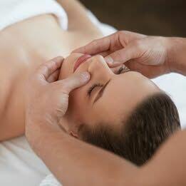 Medycyna Estetyczna | manicure | Kosmetyczka | Paznokcie