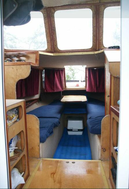 Łódź kabinowa, silnik Volvo i wózek. SPADEK CENY CO DZIEŃ.