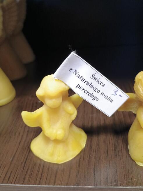 Świece z wosku pszczelego