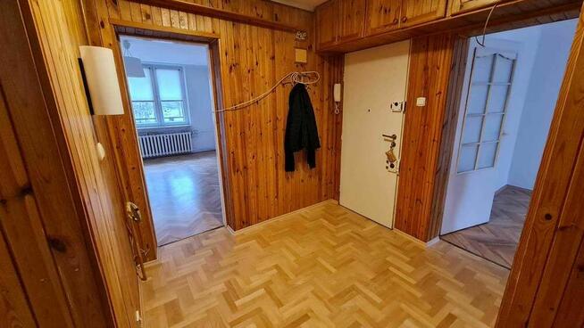 Sprzedam 3 pokojowe mieszkanie w Poniatowej.