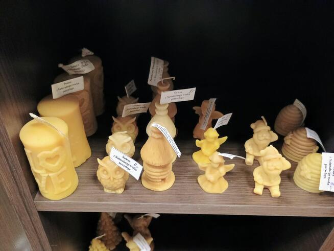 Świece z wosku pszczelego