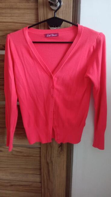 Ubrania na dziewczynkę