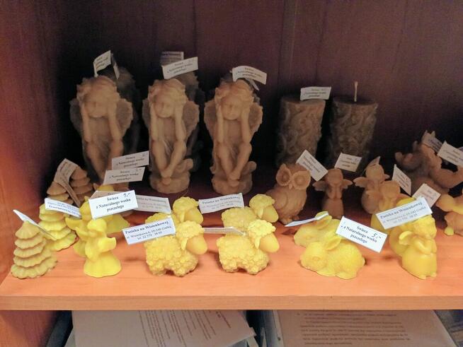 Świece z wosku pszczelego