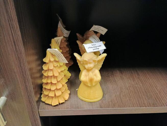 Świece z wosku pszczelego